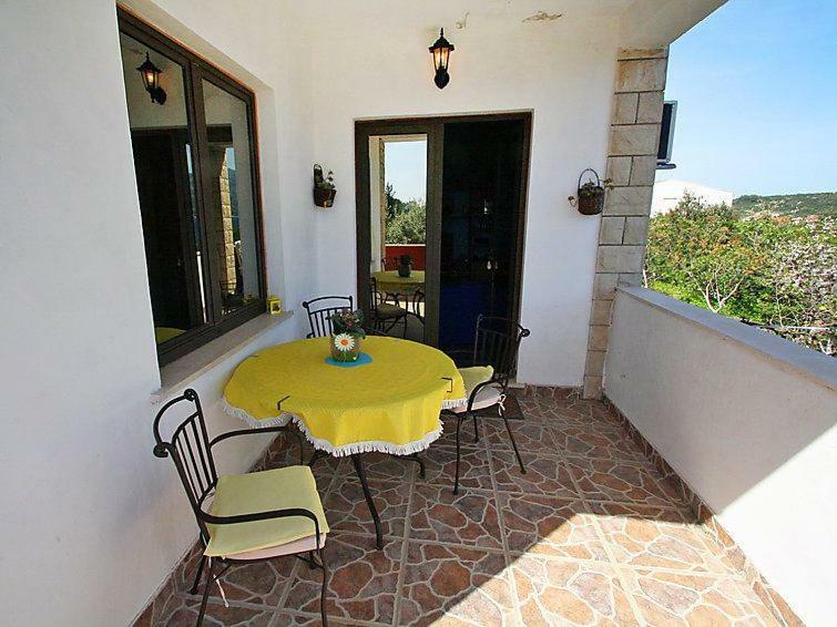 Apartmani Zute Račišće المظهر الخارجي الصورة